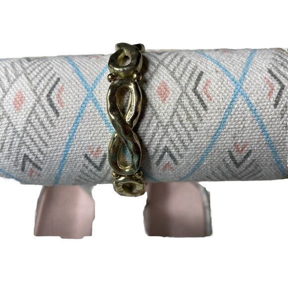 Vintage Gold Tone Infinity Infinit Loop Stretch Bracelet - Picture 3 of 5